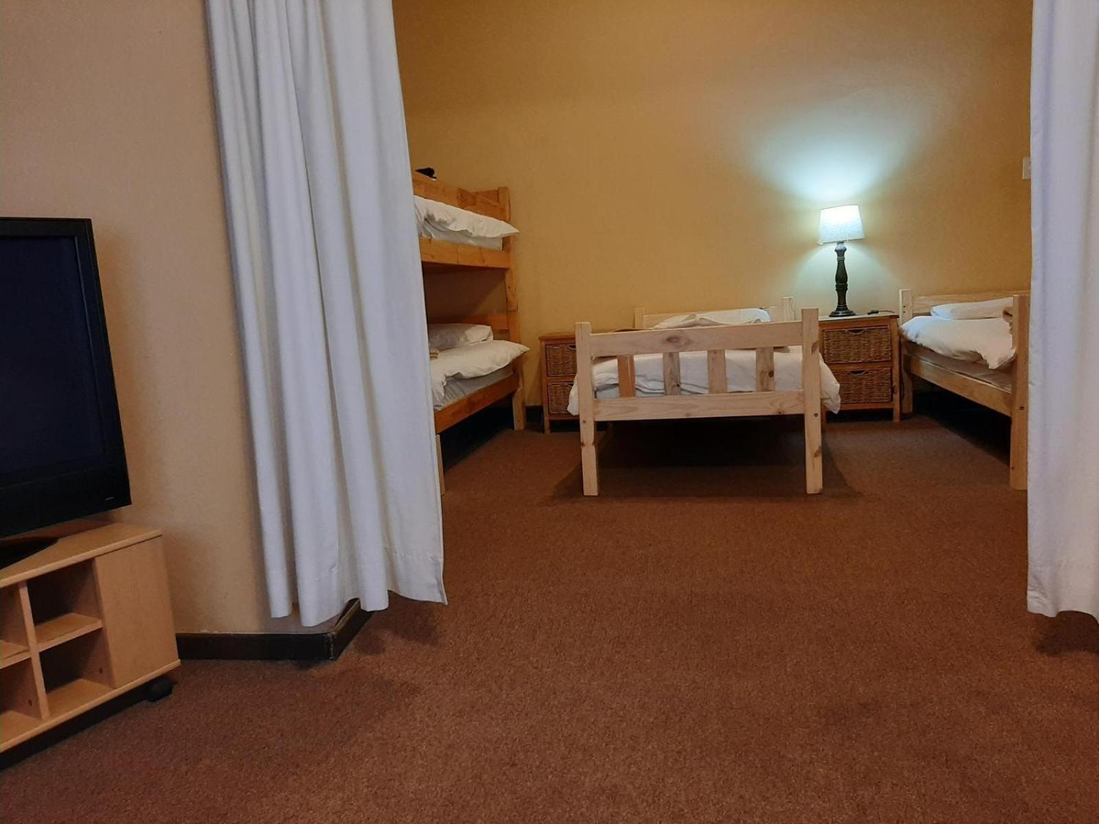 מונטאגו Rainbow Glen Self Catering Chalets חדר תמונה