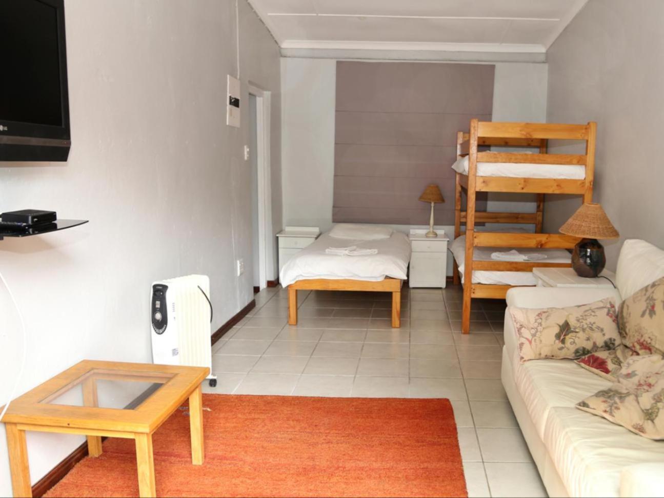 מונטאגו Rainbow Glen Self Catering Chalets חדר תמונה