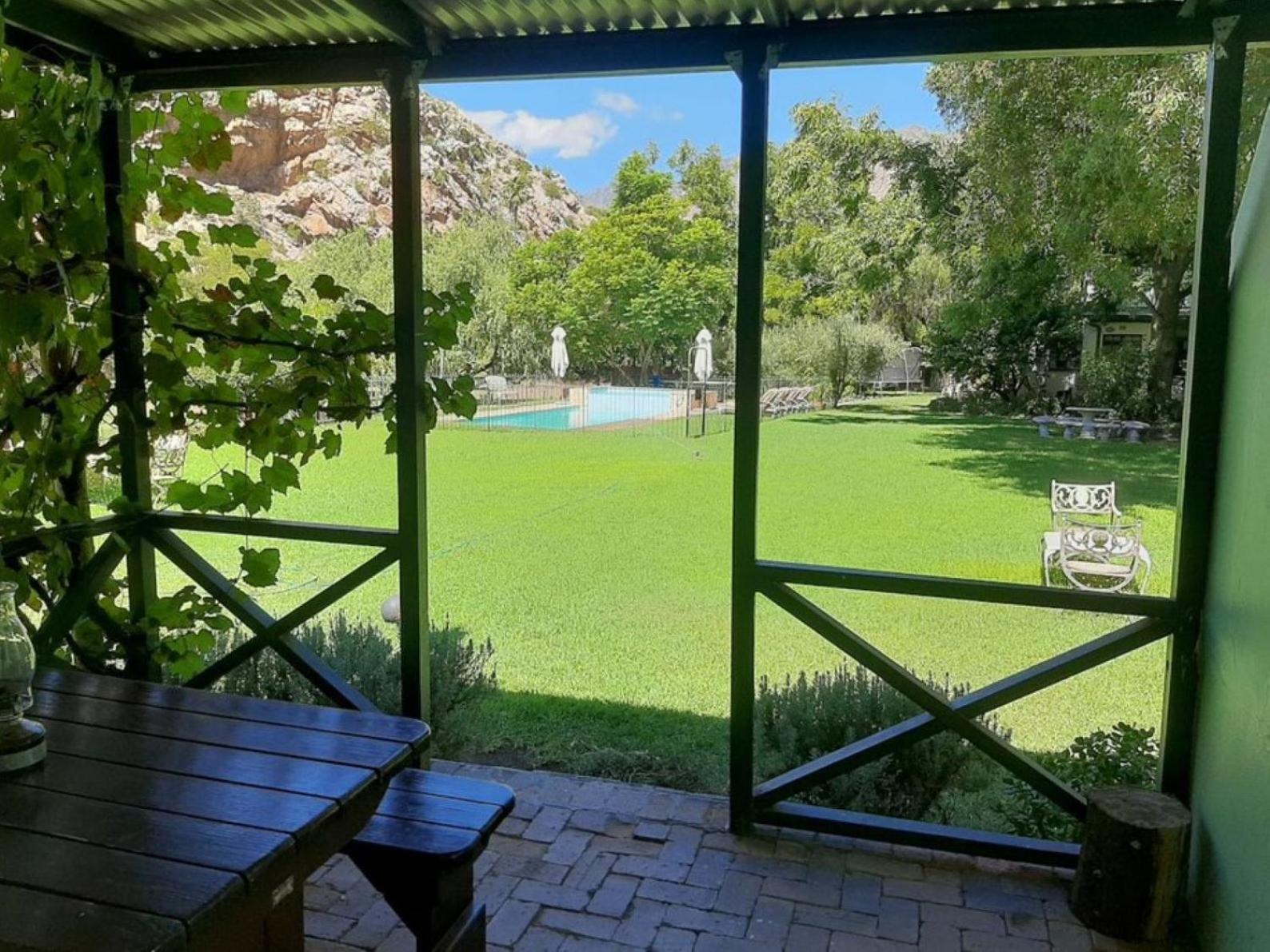 מונטאגו Rainbow Glen Self Catering Chalets חדר תמונה