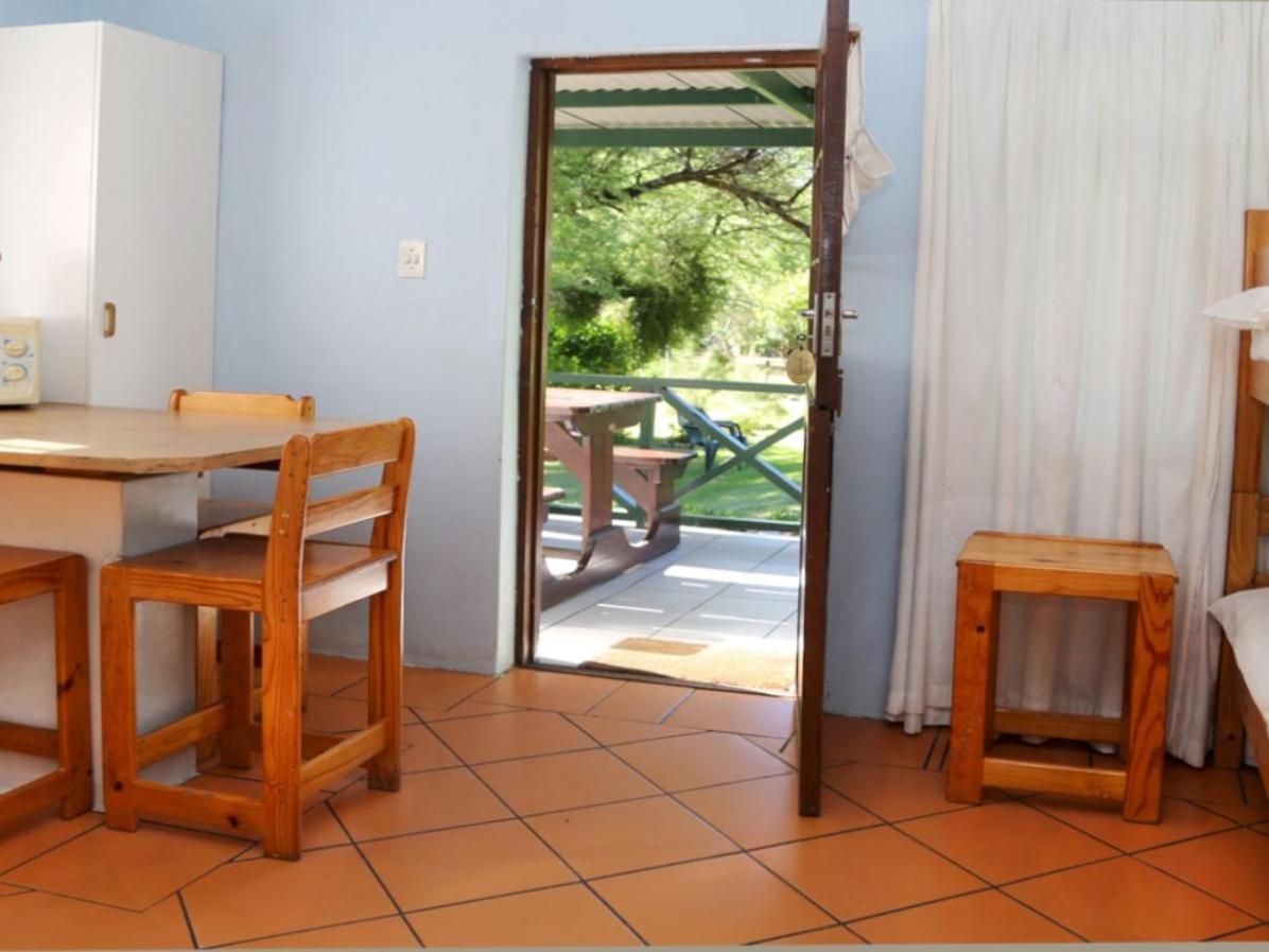 מונטאגו Rainbow Glen Self Catering Chalets חדר תמונה