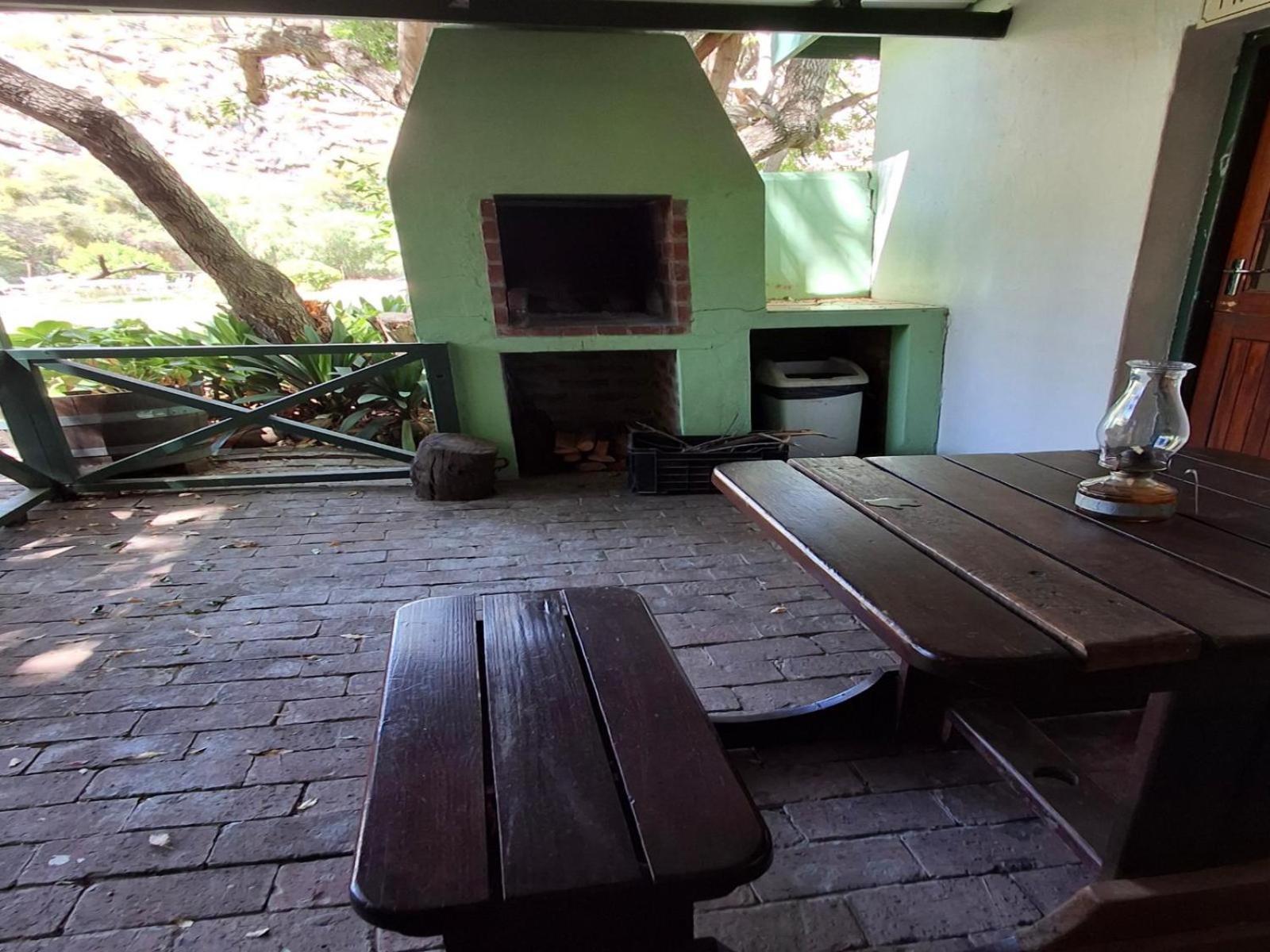 מונטאגו Rainbow Glen Self Catering Chalets חדר תמונה