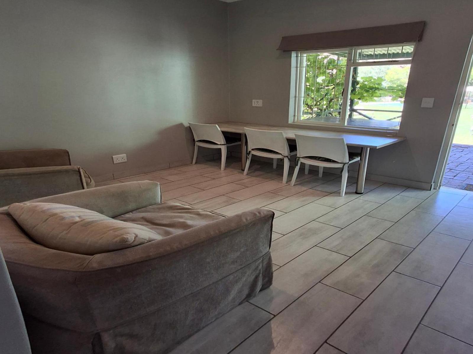 מונטאגו Rainbow Glen Self Catering Chalets חדר תמונה